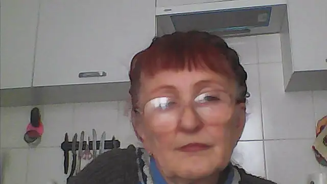 Snapshot of TanyaSweet634 chatting on October 17, 2025, 9:23 am TanyaSweet634 online show from October 17, 2025, 9:23 am