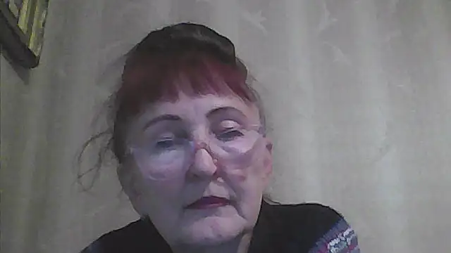 Snapshot of TanyaSweet634 chatting on October 10, 2025, 6:14 am TanyaSweet634 online show from October 10, 2025, 6:14 am