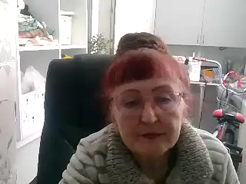 Snapshot of TanyaSweet634 chatting on March 21, 2025, 6:49 am TanyaSweet634 online show from March 21, 2025, 6:49 am