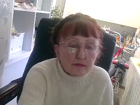 Snapshot of TanyaSweet634 chatting on March 16, 2025, 2:44 pm TanyaSweet634 online show from March 16, 2025, 2:44 pm