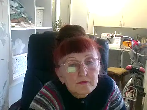 Snapshot of TanyaSweet634 chatting on March 18, 2025, 3:44 pm TanyaSweet634 online show from March 18, 2025, 3:44 pm