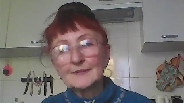Snapshot of TanyaSweet634 chatting on October 29, 2025, 6:12 am TanyaSweet634 online show from October 29, 2025, 6:12 am