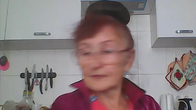 Snapshot of TanyaSweet634 chatting on September 17, 2025, 6:04 am TanyaSweet634 online show from September 17, 2025, 6:04 am