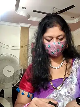 Snapshot of Bangarupapa chatting on November 11, 2025, 5:19 pm Bangarupapa online show from November 11, 2025, 5:19 pm