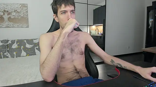 White Dylan online show from April 6, 2026, 4:52 pm