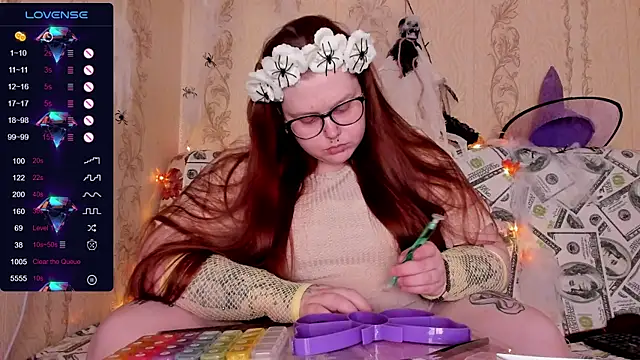 Snapshot of Crow_Diam0nd chatting on October 10, 2025, 9:15 pm Crow Diam0nd online show from October 10, 2025, 9:15 pm