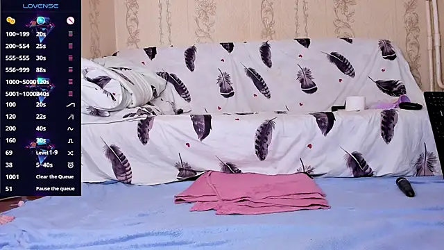 Crow Diam0nd online show from April 13, 2026, 9:35 am