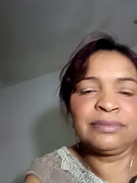Snapshot of _violetta_- chatting on September 21, 2025, 1:49 pm  violetta - online show from September 21, 2025, 1:49 pm