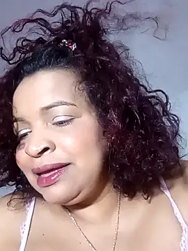 Snapshot of _violetta_- chatting on October 19, 2025, 11:24 am  violetta - online show from October 19, 2025, 11:24 am