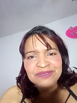 Snapshot of _violetta_- chatting on September 18, 2025, 2:58 am  violetta - online show from September 18, 2025, 2:58 am