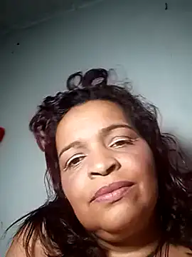 Snapshot of _violetta_- chatting on March 18, 2025, 9:10 pm  violetta - online show from March 18, 2025, 9:10 pm