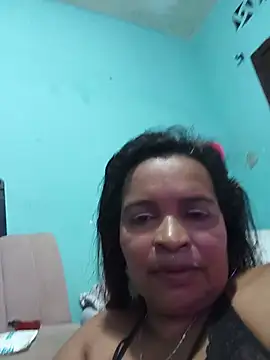 Snapshot of _violetta_- chatting on June 22, 2026, 12:49 am violetta - online show from June 22, 2026, 12:49 am