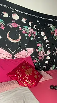 RuivaRaposinha online show from January 7, 2026, 8:58 pm