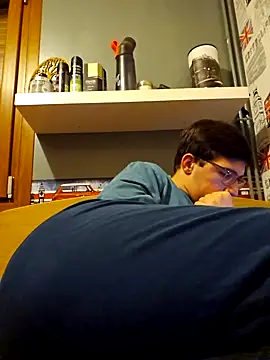 Snapshot of Azerty0911 chatting on November 22, 2025, 10:08 pm Azerty0911 online show from November 22, 2025, 10:08 pm