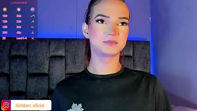 Liittle foxxxy online show from February 3, 2025, 4:25 am