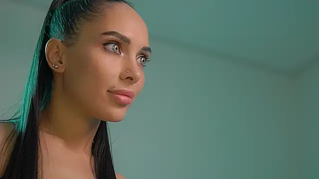 Snapshot of Mila_May_ chatting on October 20, 2025, 10:54 pm Mila May  online show from October 20, 2025, 10:54 pm