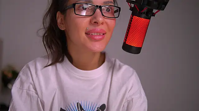Snapshot of Mila_May_ chatting on January 27, 2025, 1:59 am Mila May  online show from January 27, 2025, 1:59 am