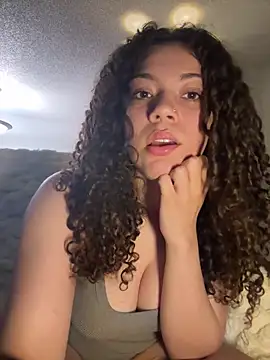 Snapshot of ladylavish chatting on March 10, 2026, 5:22 am ladylavish online show from March 10, 2026, 5:22 am