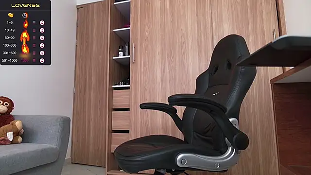 Snapshot of zenn_rush1 chatting on December 27, 2024, 5:05 pm zenn rush1 online show from December 27, 2024, 5:05 pm