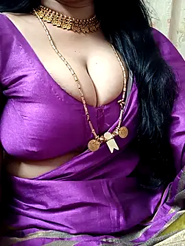 Snapshot of amala_ss chatting on November 3, 2025, 2:53 pm amala ss online show from November 3, 2025, 2:53 pm