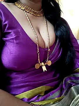 Snapshot of amala_ss chatting on November 4, 2025, 7:34 am amala ss online show from November 4, 2025, 7:34 am