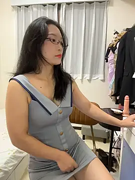 wt0314 online show from December 1, 2025, 1:01 pm