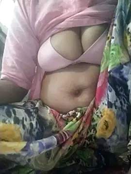 Snapshot of saloni19881 chatting on January 26, 2025, 4:51 am saloni19881 online show from January 26, 2025, 4:51 am