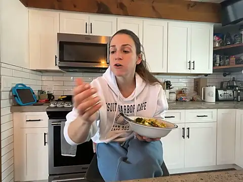 MissSwitch online show from January 9, 2025, 6:36 pm