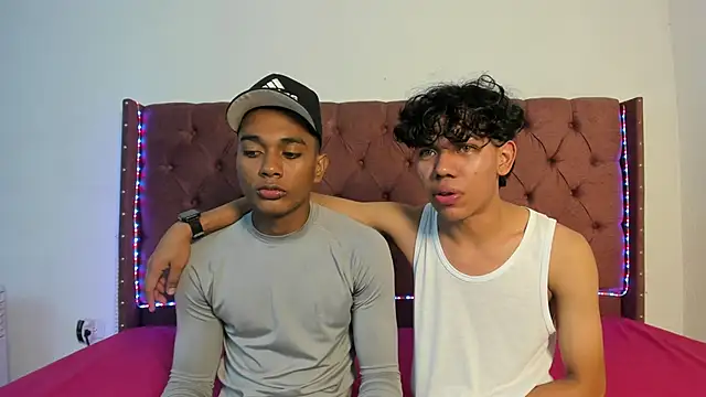 Snapshot of boys_yourparty chatting on January 14, 2026, 1:09 am boys yourparty online show from January 14, 2026, 1:09 am