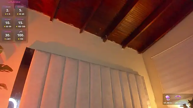 Snapshot of lil_hanna18 chatting on October 14, 2025, 8:09 pm lil hanna18 online show from October 14, 2025, 8:09 pm