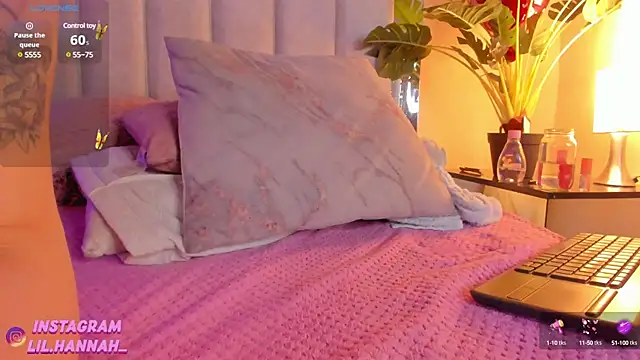 Snapshot of lil_hanna18 chatting on March 21, 2025, 12:07 am lil hanna18 online show from March 21, 2025, 12:07 am