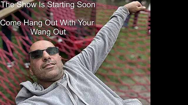 bear russian hunk online show from November 6, 2025, 2:32 pm