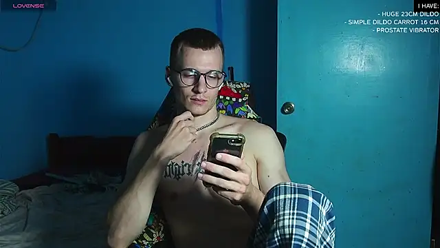 mickeypict online show from March 14, 2025, 12:51 pm