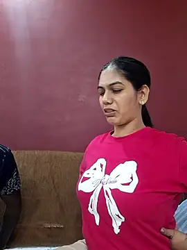 Snapshot of Garima_G chatting on November 26, 2025, 5:24 pm Garima G online show from November 26, 2025, 5:24 pm