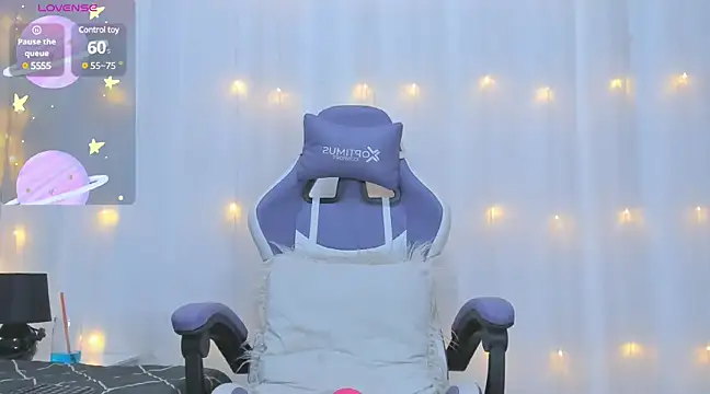 Snapshot of AnneGagner chatting on January 20, 2025, 10:04 pm AnneGagner online show from January 20, 2025, 10:04 pm