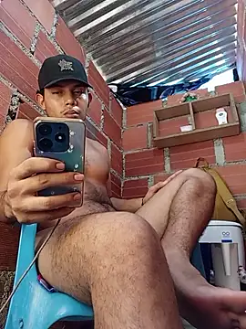 Snapshot of alex_candela chatting on July 5, 2026, 7:10 pm alex candela online show from July 5, 2026, 7:10 pm