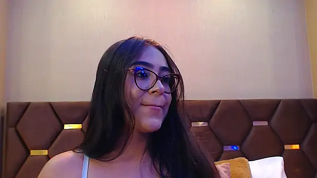 DevonPiers online show from February 6, 2025, 3:41 pm