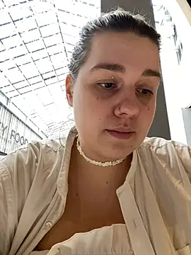 SuzieMurray online show from March 13, 2025, 11:19 am