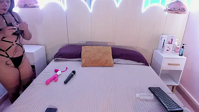 Snapshot of Laurentdupont04 chatting on November 2, 2025, 3:11 am Laurentdupont04 online show from November 2, 2025, 3:11 am