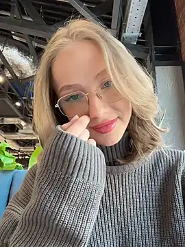 CaseyStar online show from February 23, 2025, 9:22 am