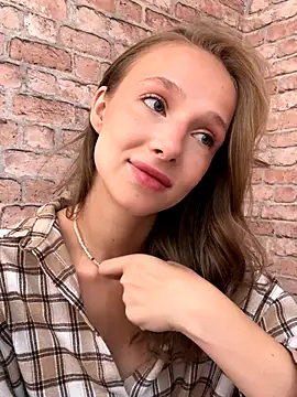 CaseyStar online show from September 28, 2025, 12:56 pm