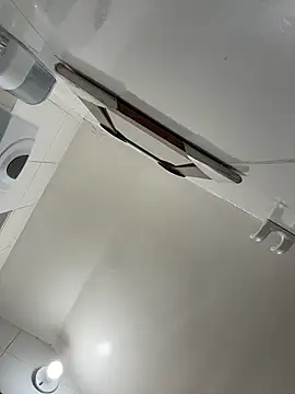 Snapshot of Tatiana_O chatting on November 3, 2025, 4:10 pm Tatiana O online show from November 3, 2025, 4:10 pm