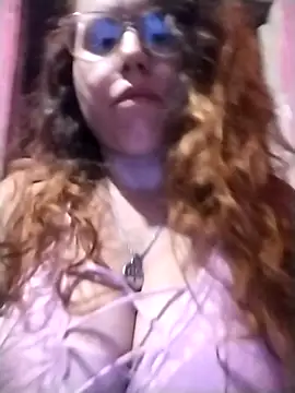 Fogosos 1907 online show from February 15, 2026, 3:07 am