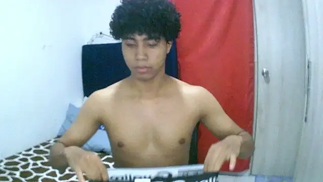 sexy diamante  online show from January 16, 2026, 12:58 am