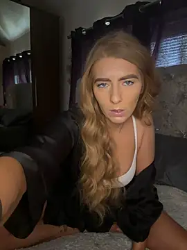 Summer Paige online show from March 15, 2025, 7:53 am