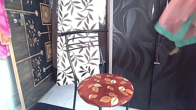 Snapshot of sexy-honey09 chatting on September 29, 2025, 7:37 am sexy-honey09 online show from September 29, 2025, 7:37 am