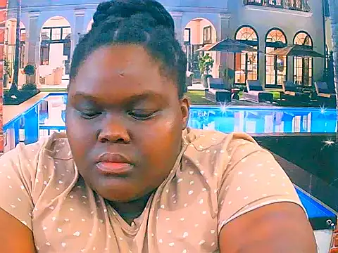 Snapshot of EbonyHotBuns chatting on November 24, 2025, 7:14 pm EbonyHotBuns online show from November 24, 2025, 7:14 pm