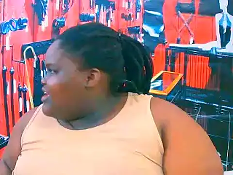 Snapshot of EbonyHotBuns chatting on October 30, 2025, 9:40 am EbonyHotBuns online show from October 30, 2025, 9:40 am