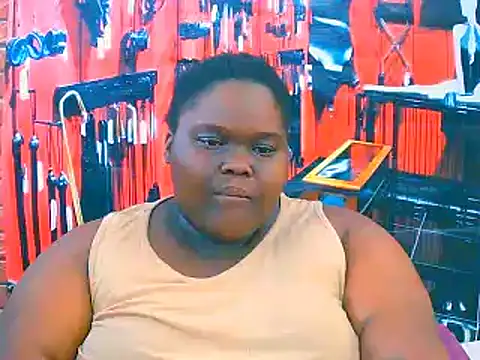 Snapshot of EbonyHotBuns chatting on November 2, 2025, 10:20 am EbonyHotBuns online show from November 2, 2025, 10:20 am