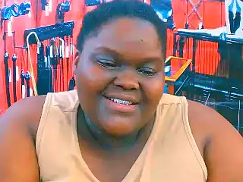 Snapshot of EbonyHotBuns chatting on October 31, 2025, 9:50 am EbonyHotBuns online show from October 31, 2025, 9:50 am